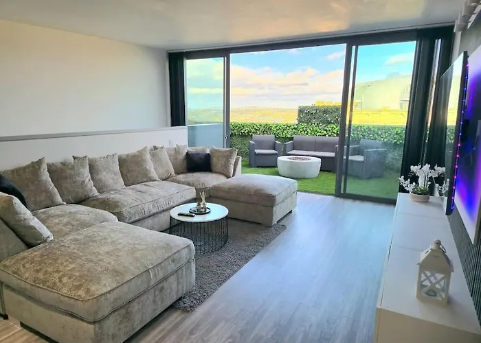 شقة Modern Duplex Penthouse Panoramic Views & Parking برادفورد